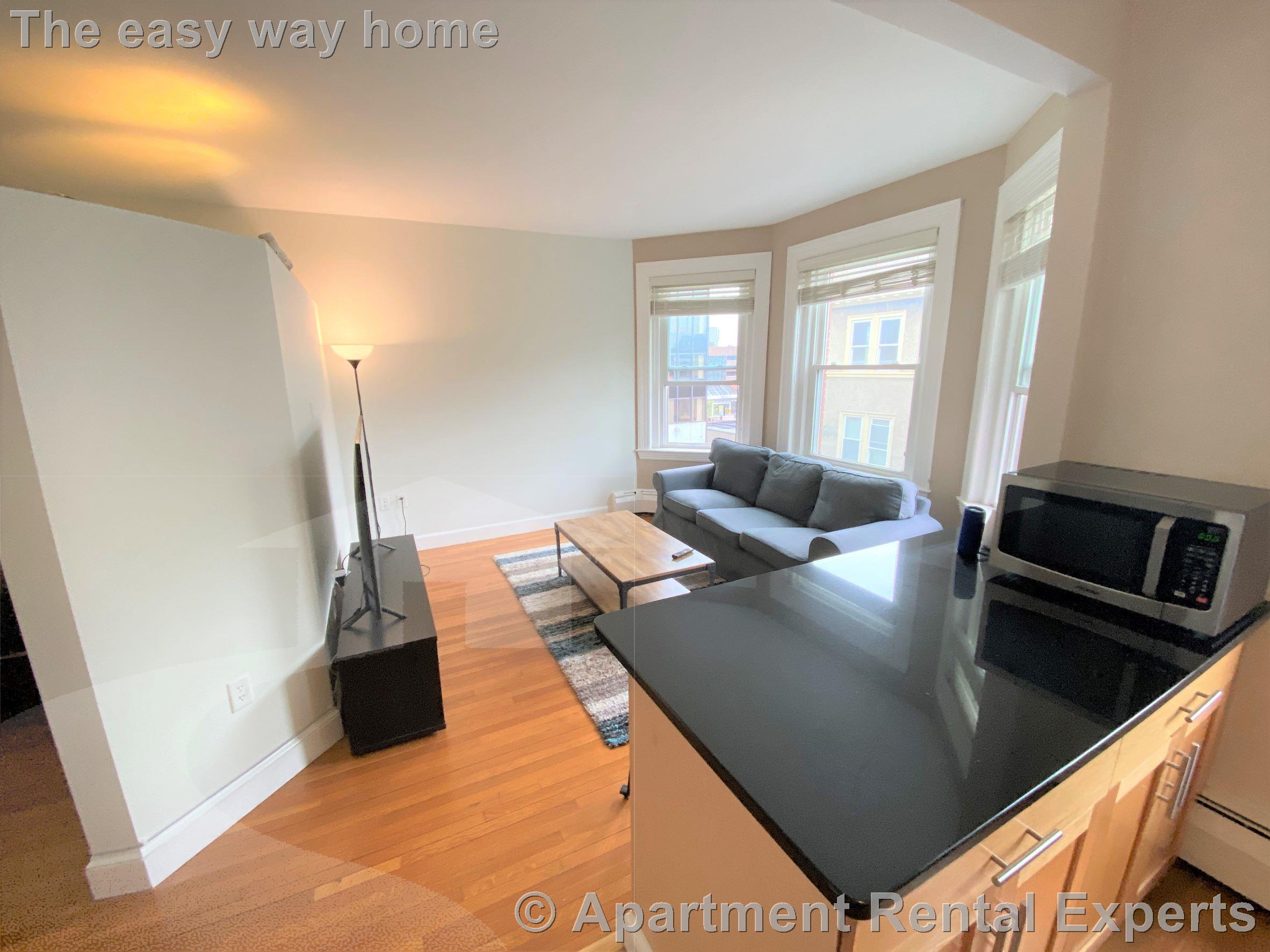 18 Centre St, Central Square