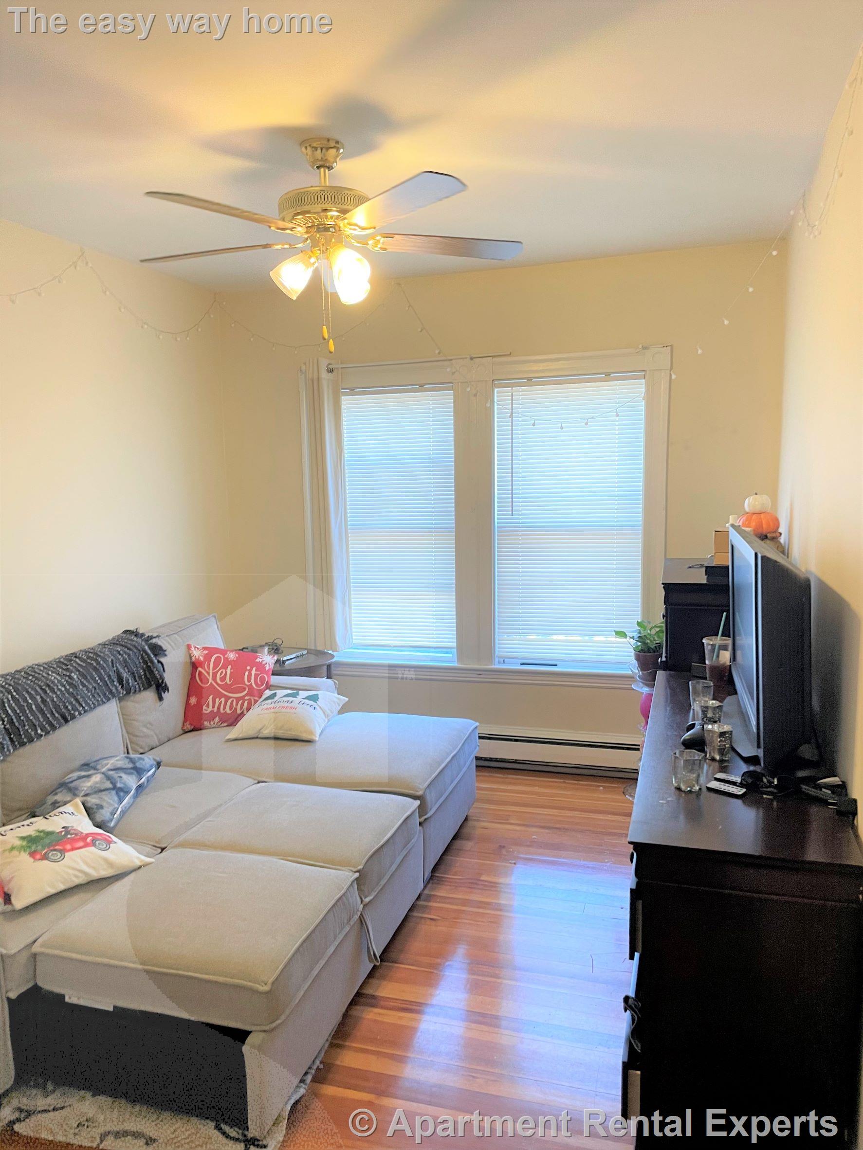 202 Pearl St, Winter Hill