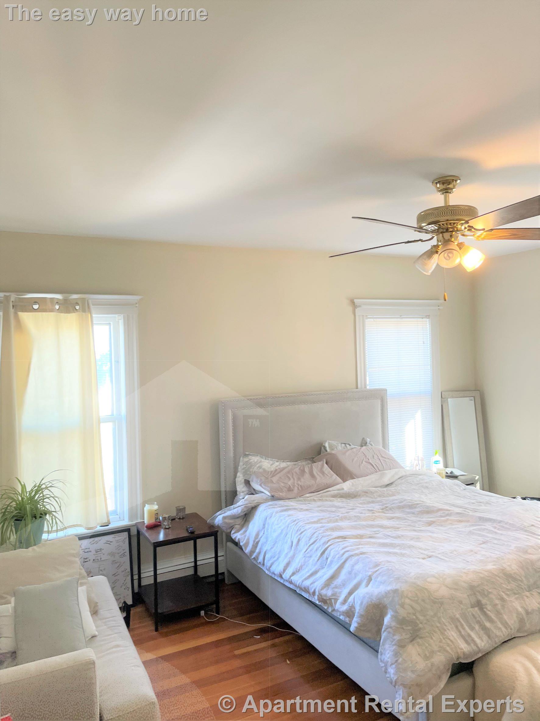 202 Pearl St, Winter Hill