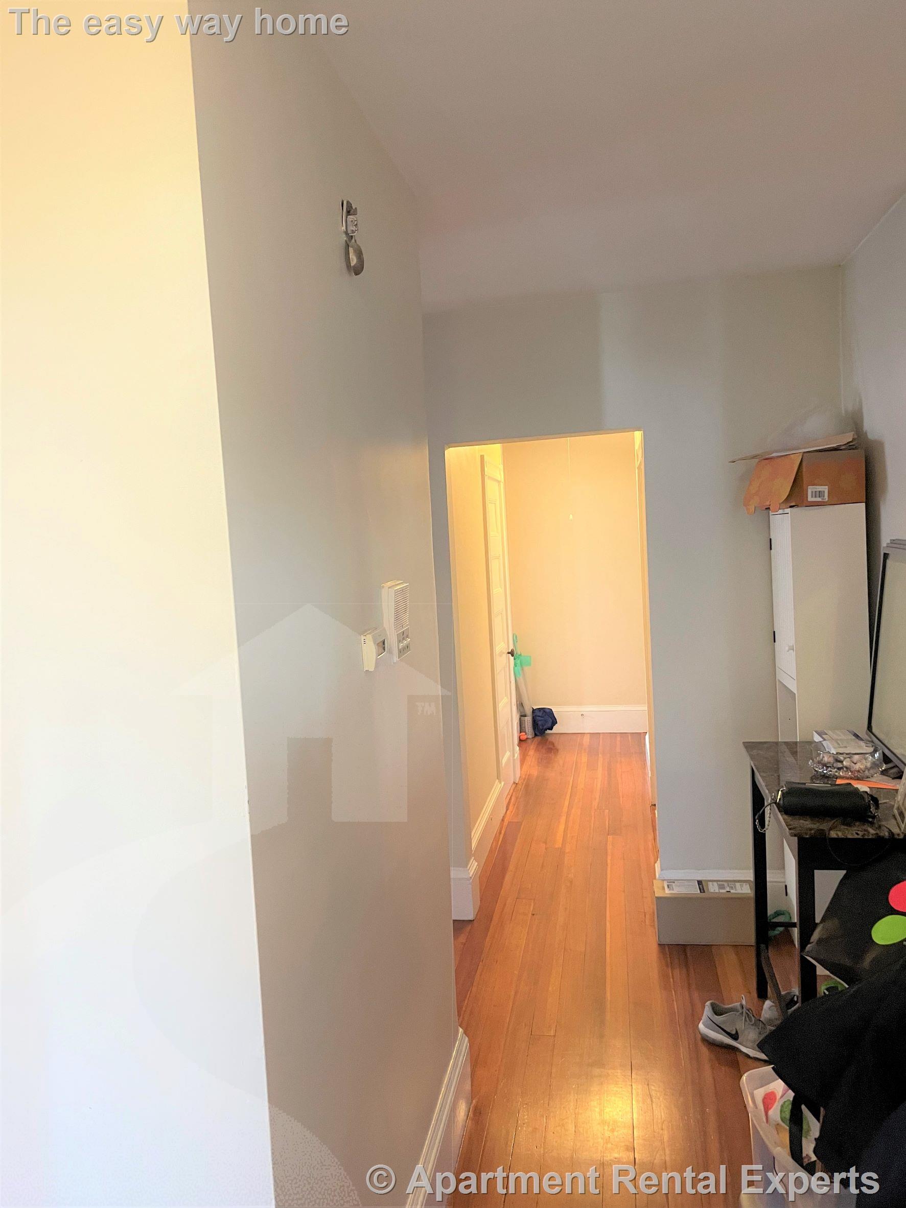 202 Pearl St, Winter Hill