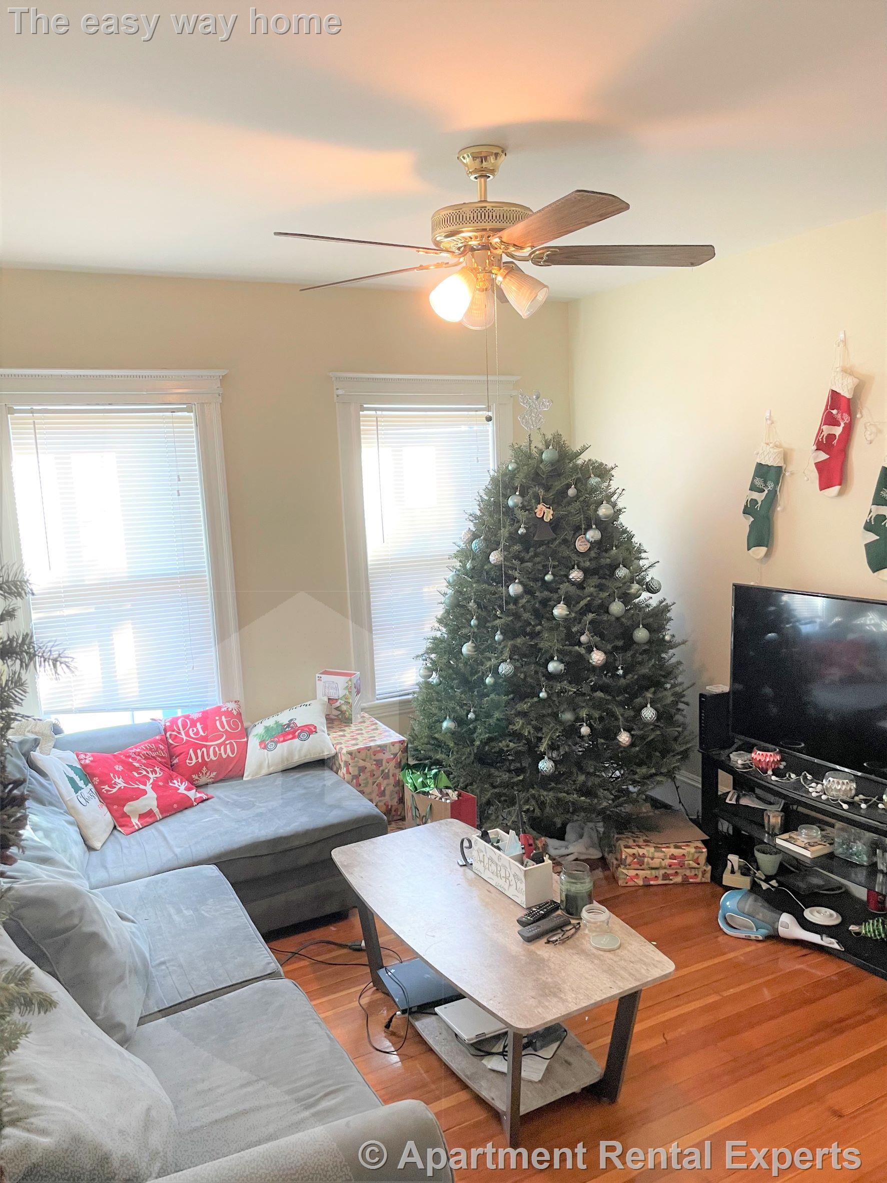 202 Pearl St, Winter Hill