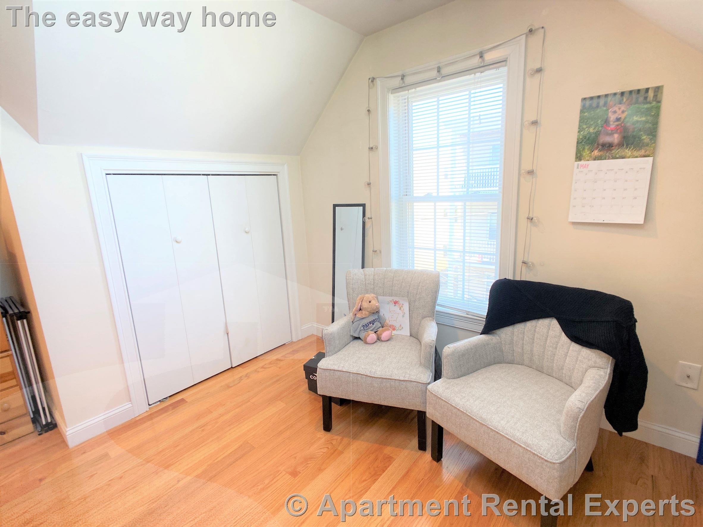 10 Nashua St, Magoun Square