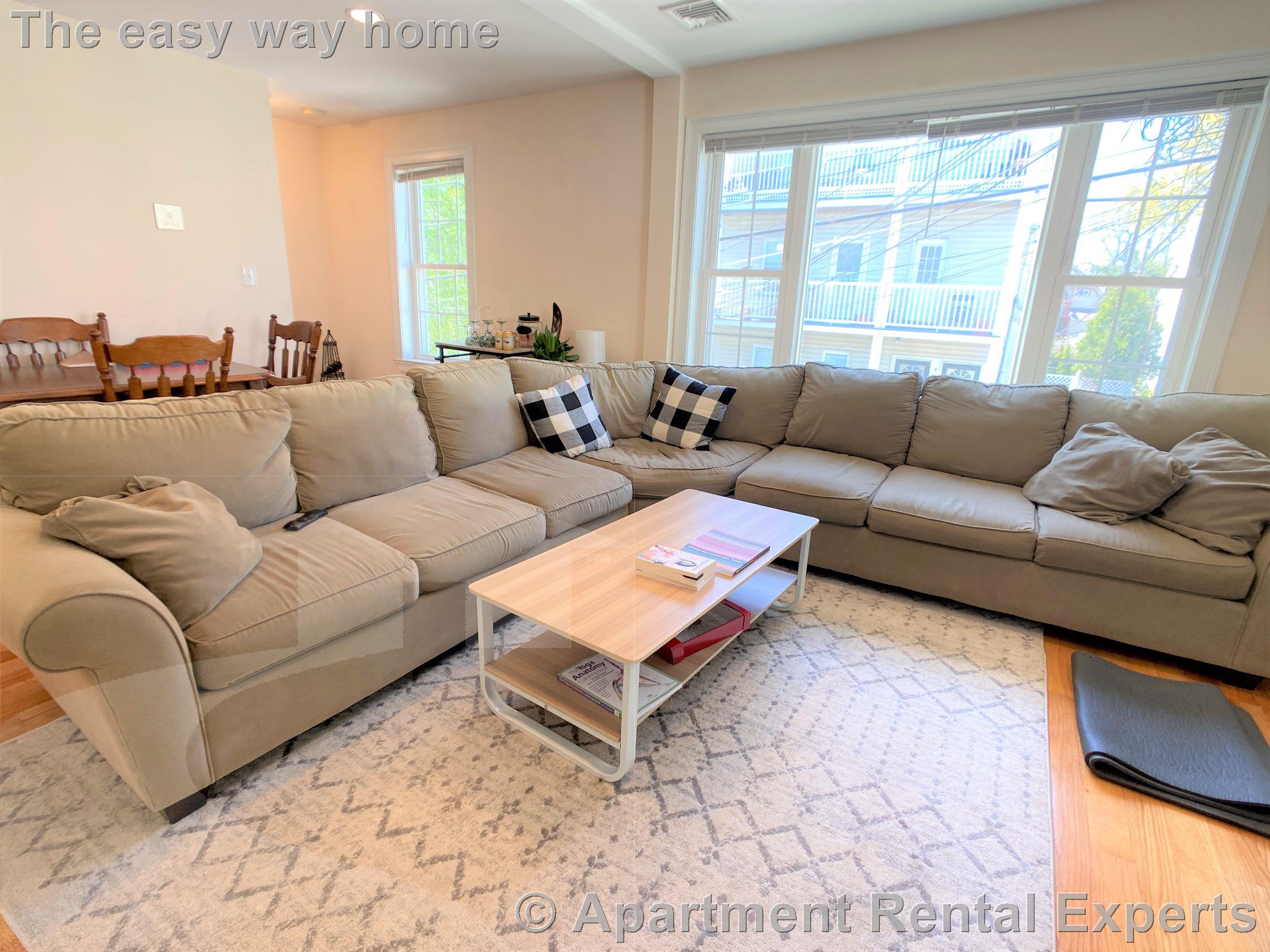 10 Nashua St, Magoun Square