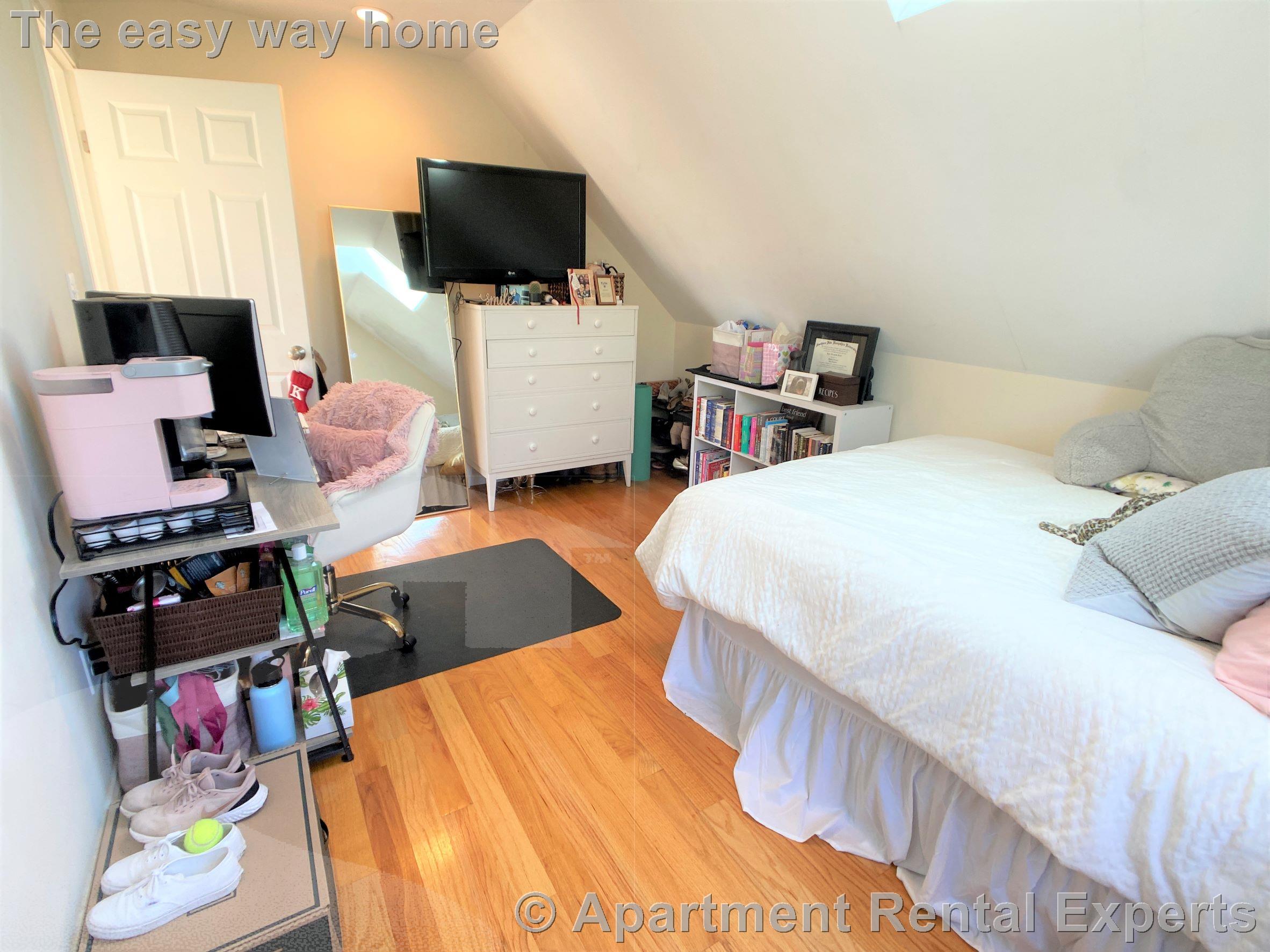 10 Nashua St, Magoun Square