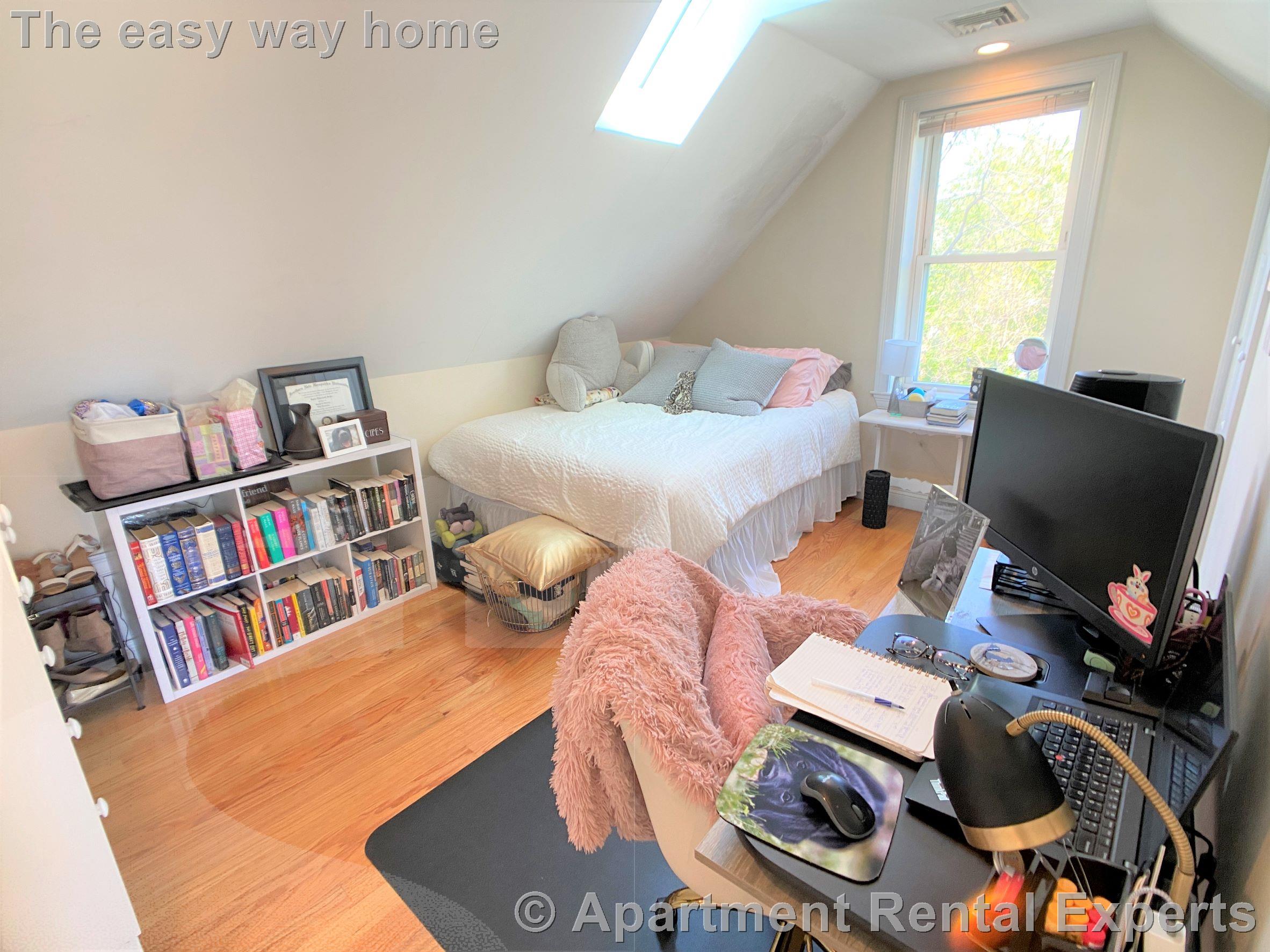 10 Nashua St, Magoun Square