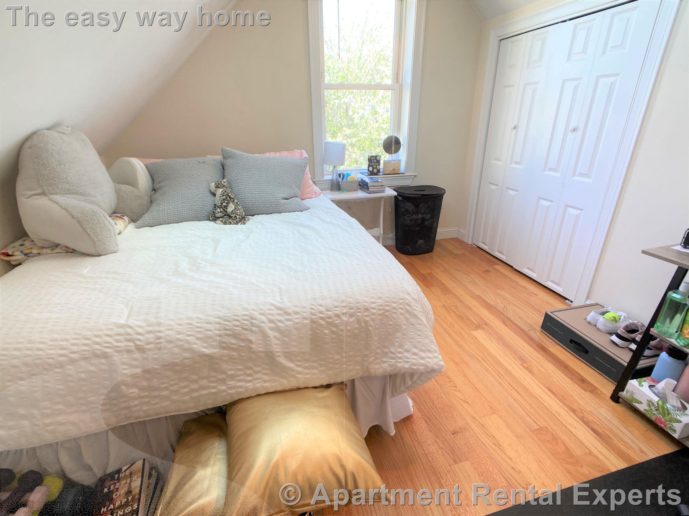 10 Nashua St, Magoun Square