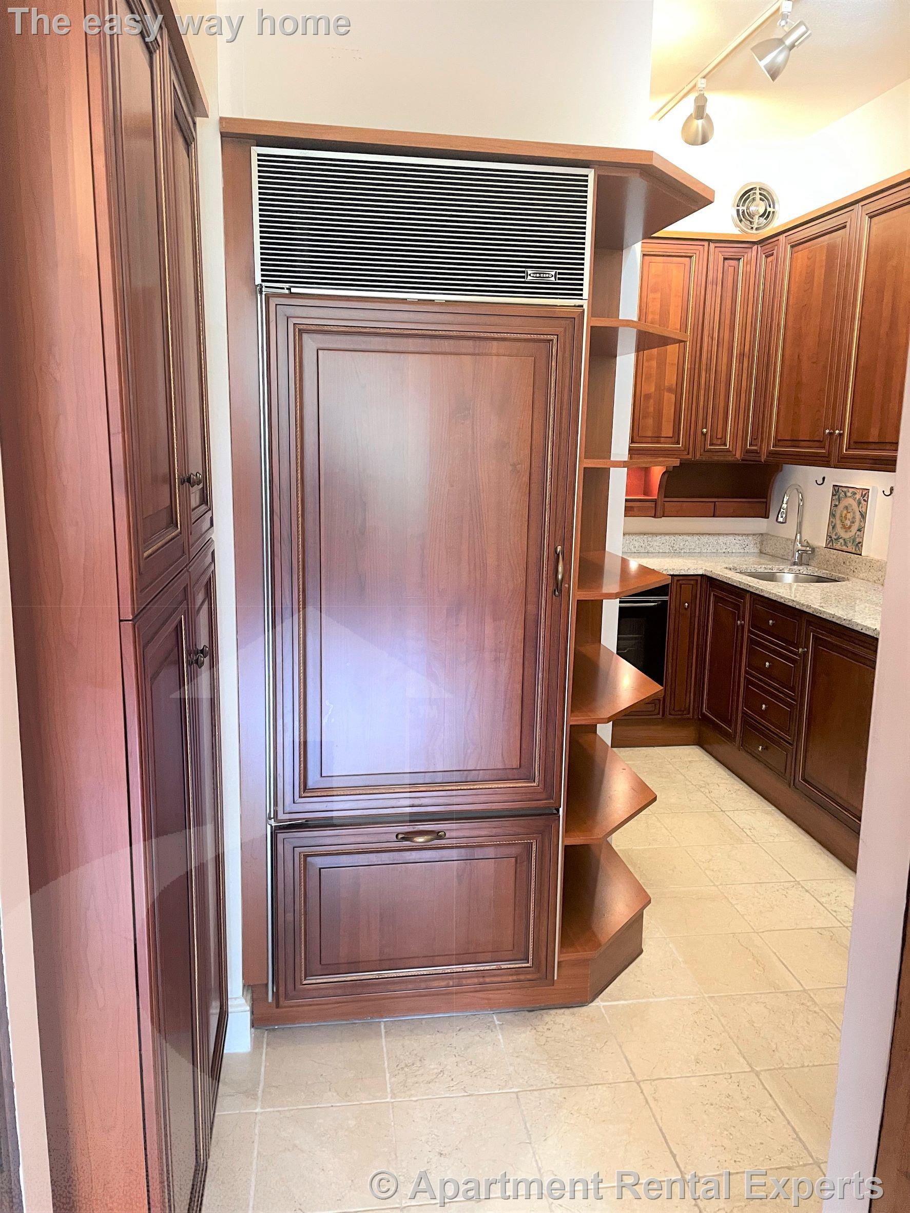 370 Marlborough St, Back Bay