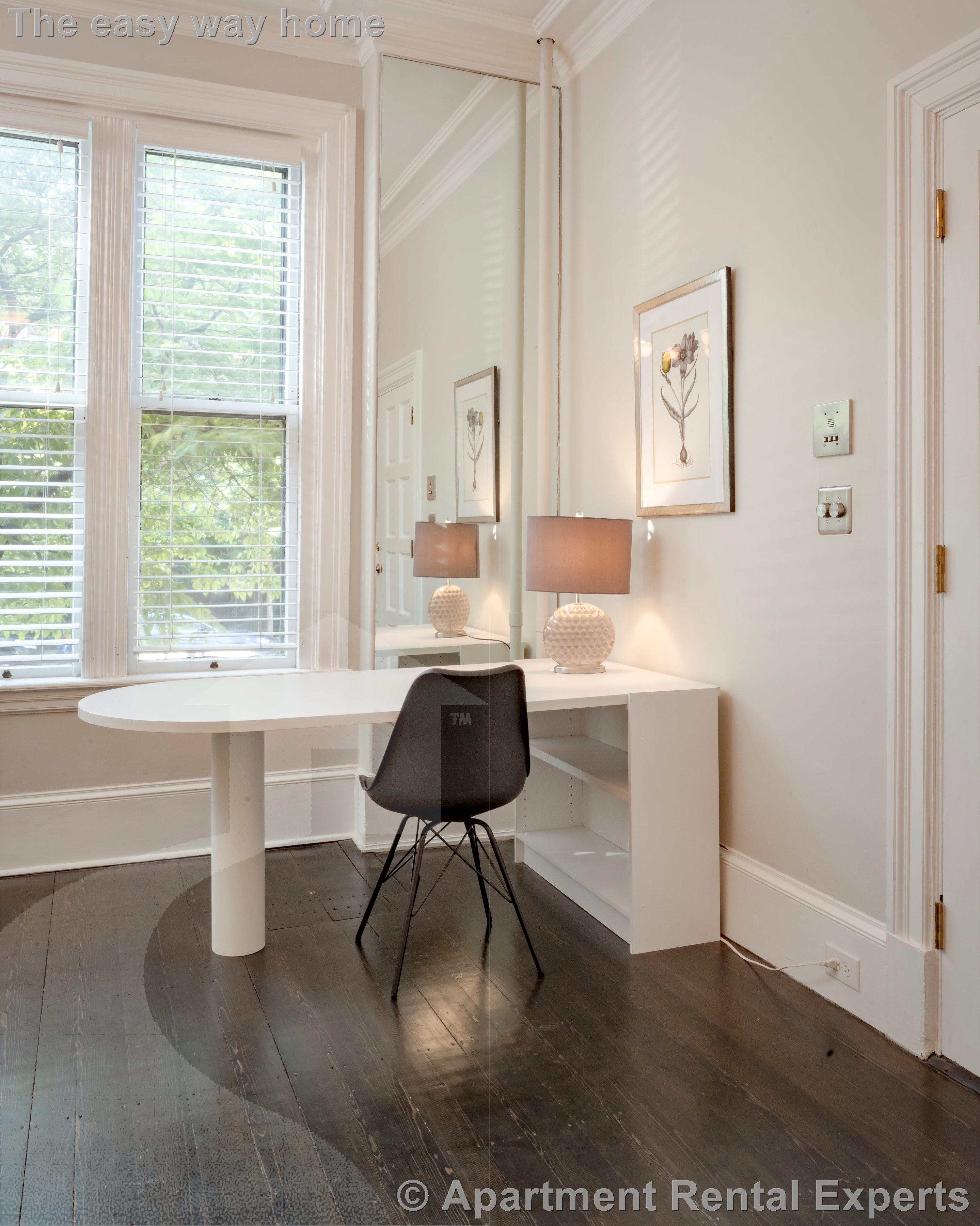 370 Marlborough St, Back Bay