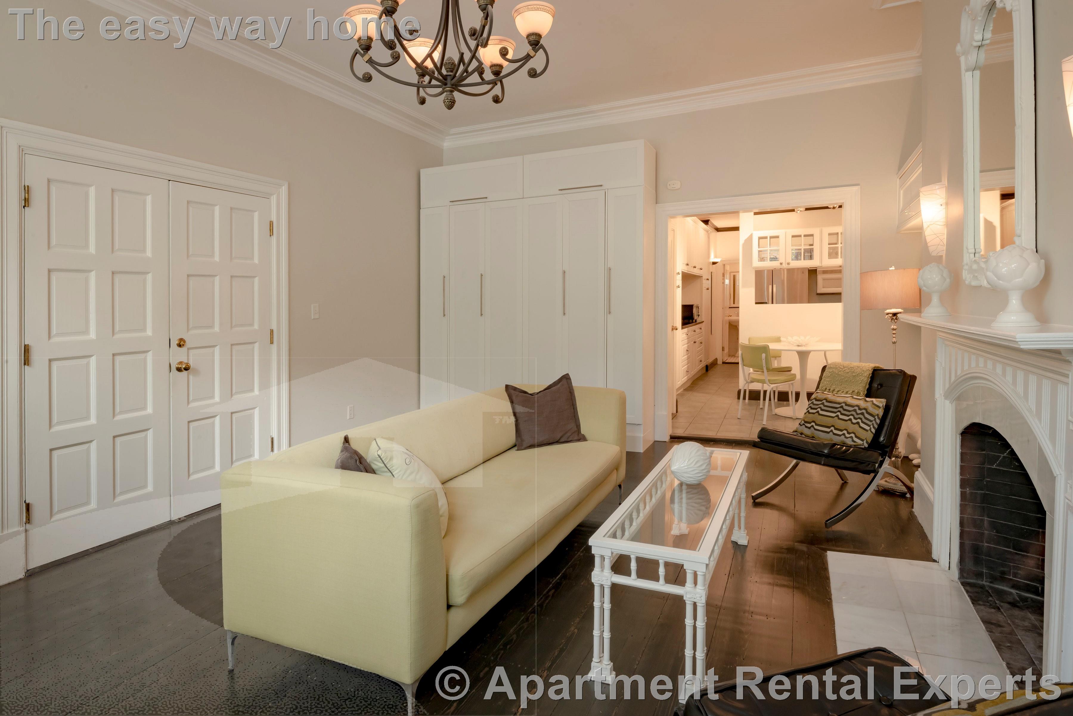 370 Marlborough St, Back Bay