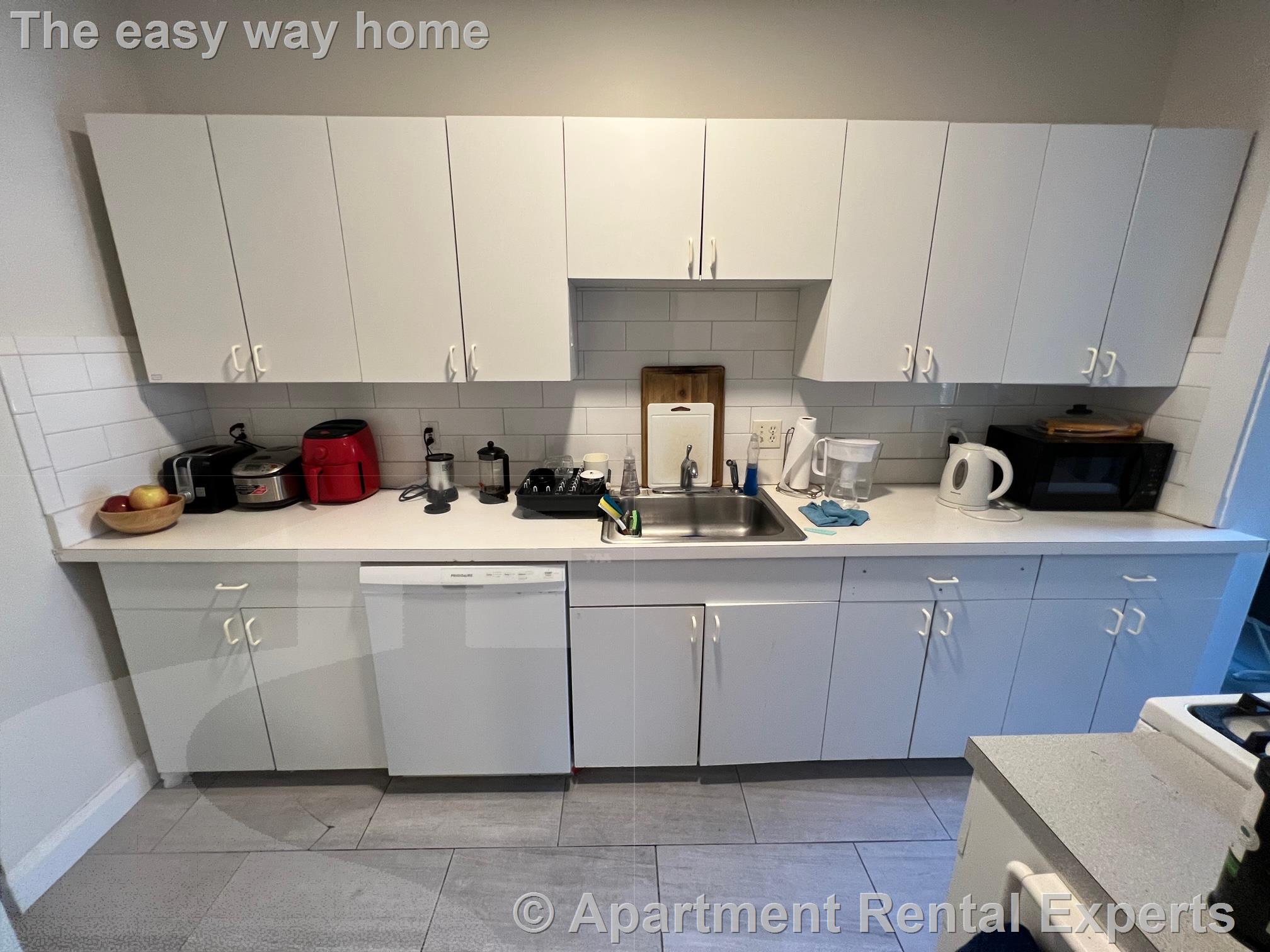 3 Linnaean St, Porter Square