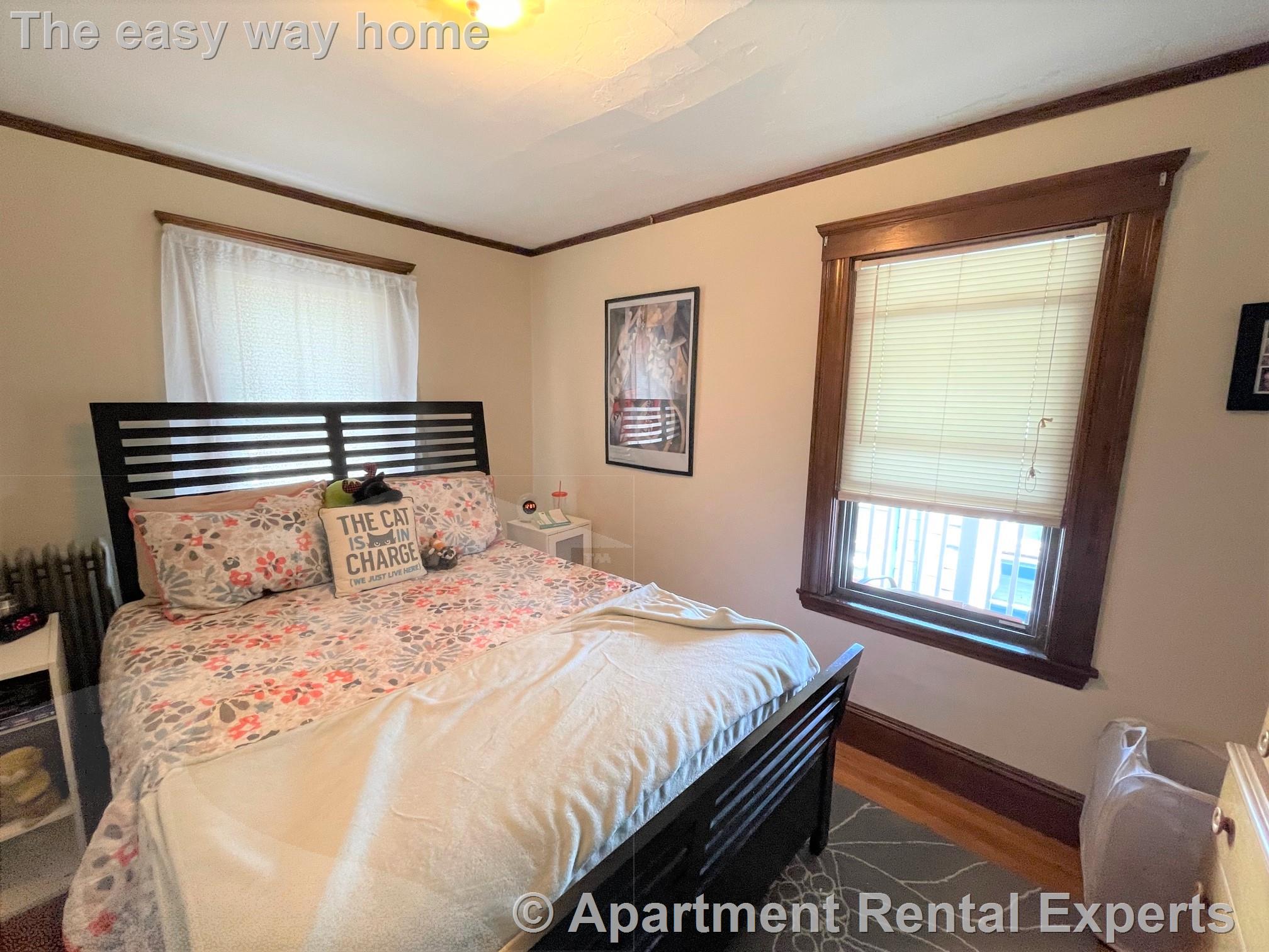 14 Winslow Ave, Davis Square