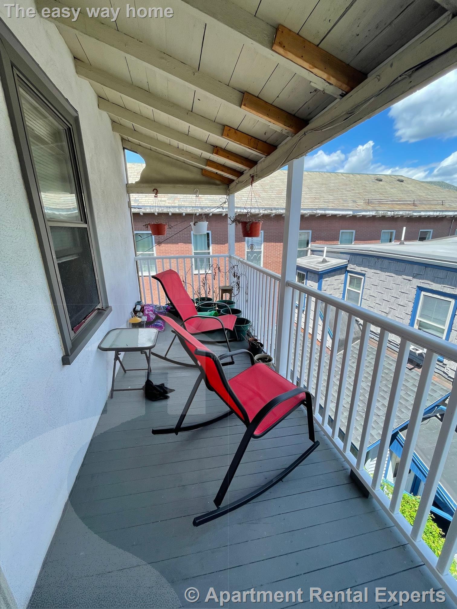 14 Winslow Ave, Davis Square