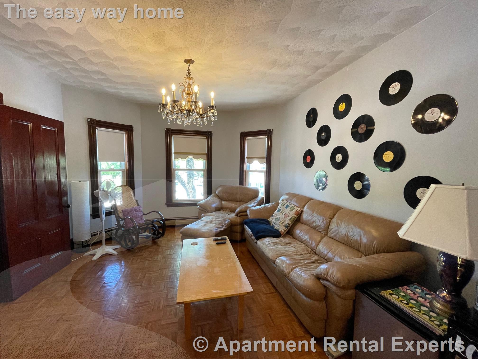 98 Holland St, Davis Square