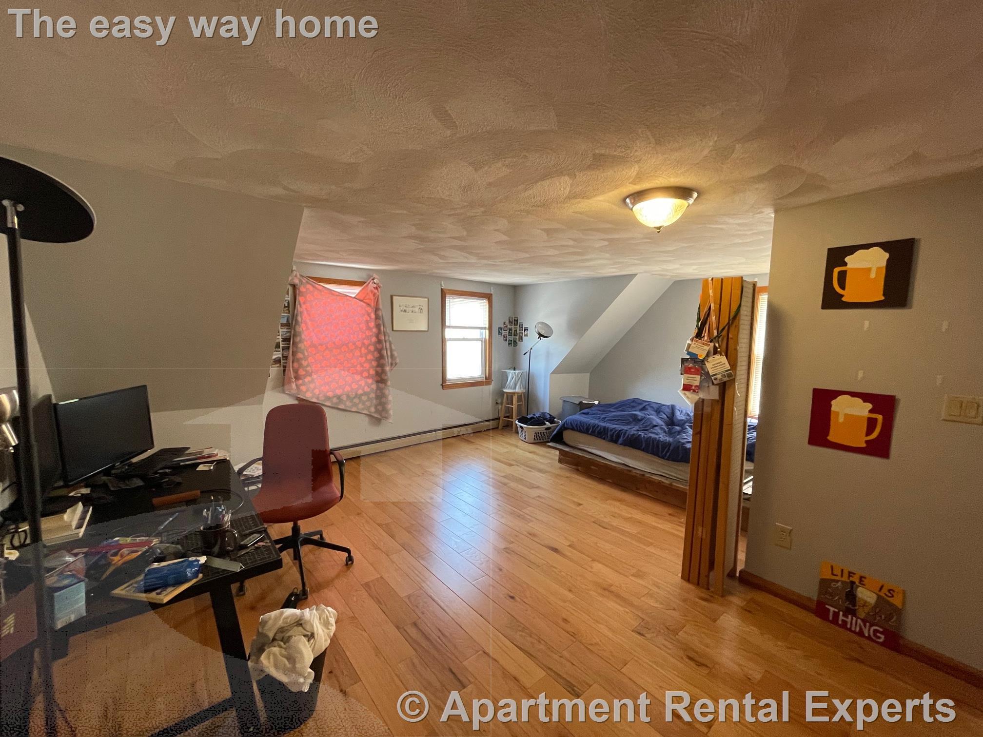 98 Holland St, Davis Square