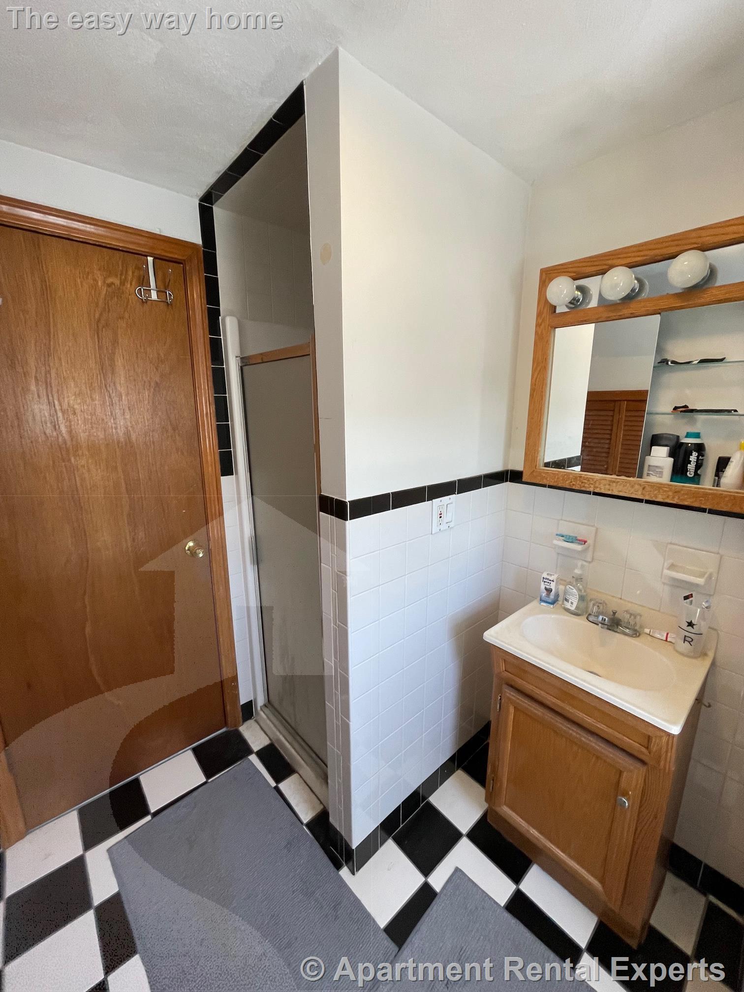 98 Holland St, Davis Square