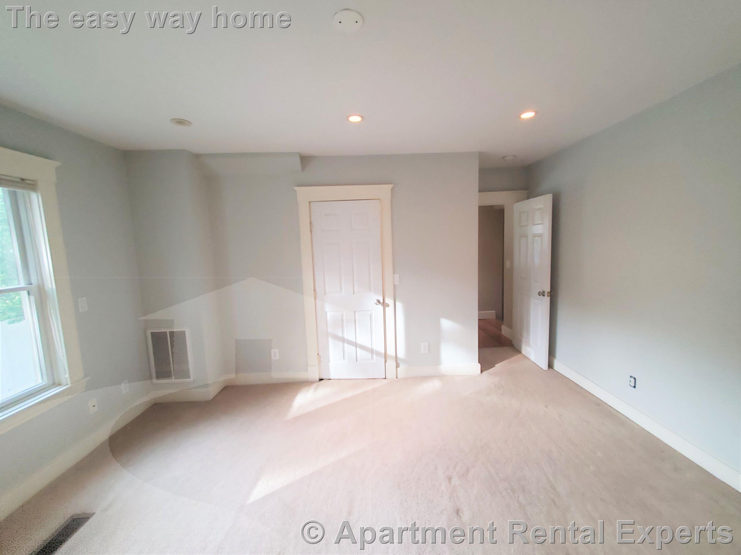 25 Burget Ave, Tufts