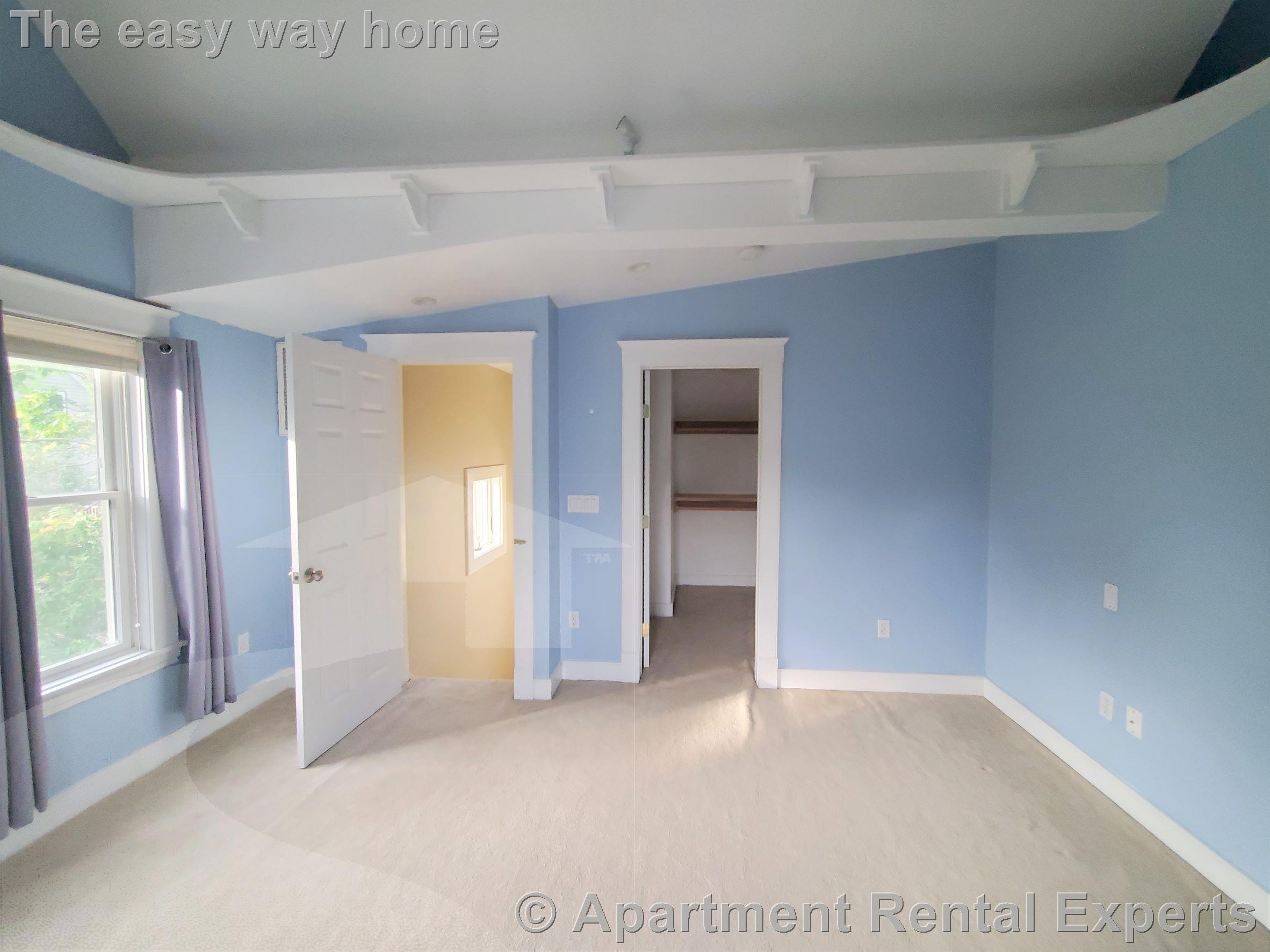 25 Burget Ave, Tufts