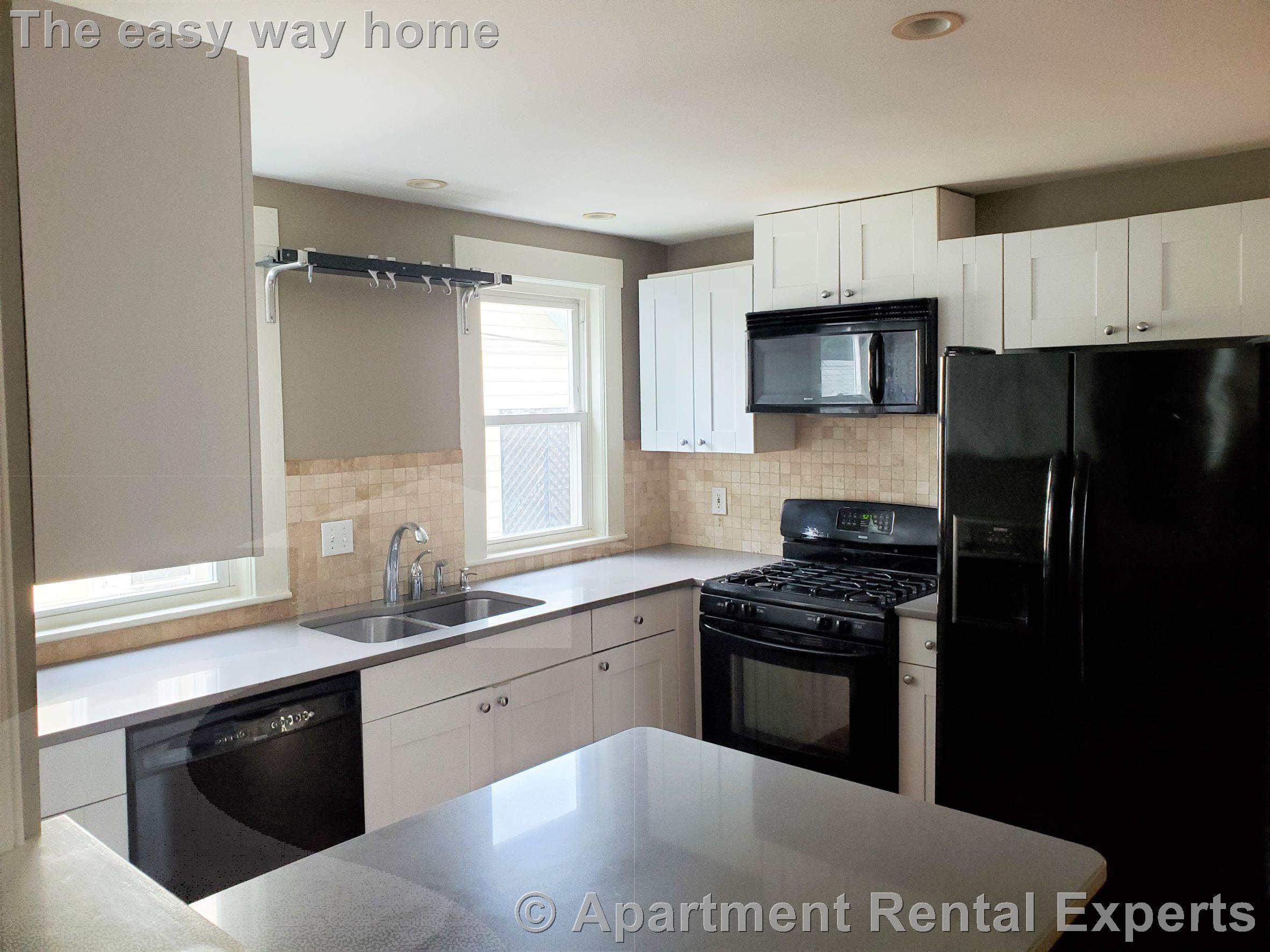 25 Burget Ave, Tufts