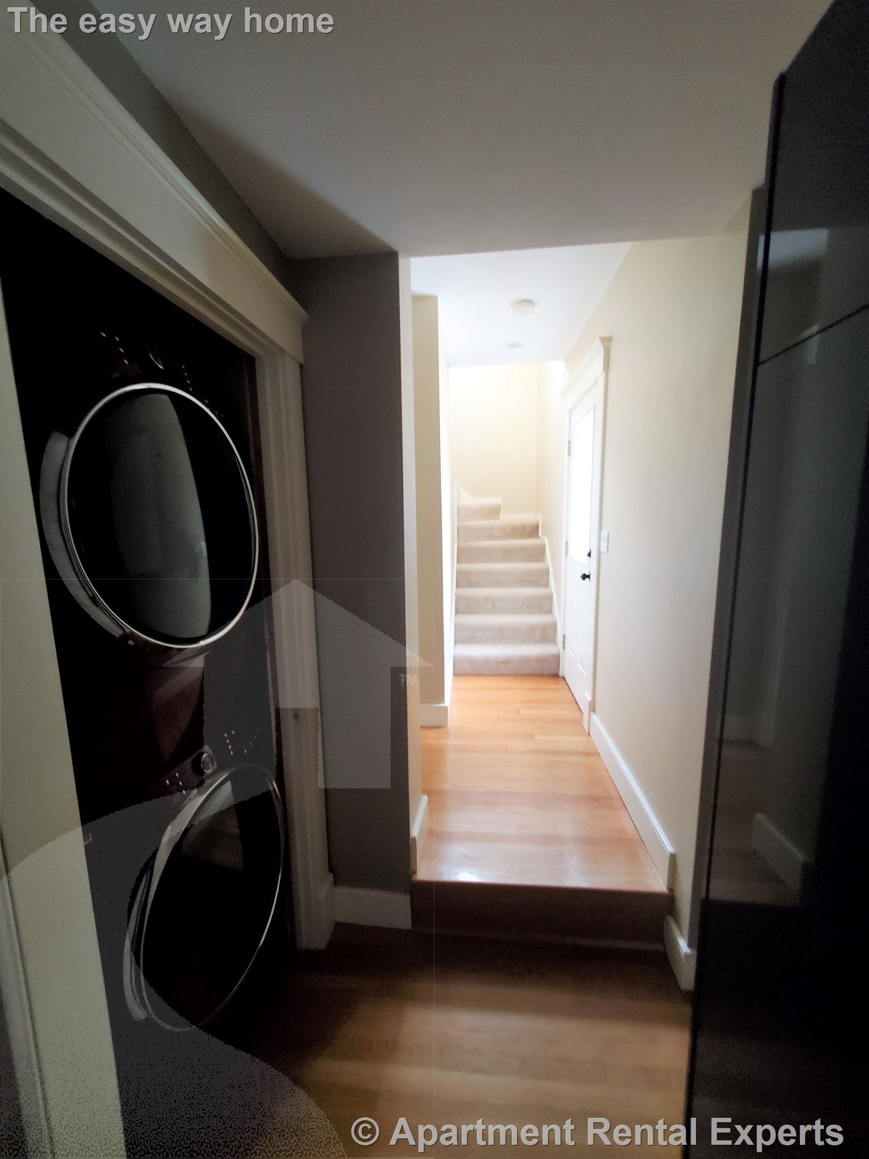 25 Burget Ave, Tufts