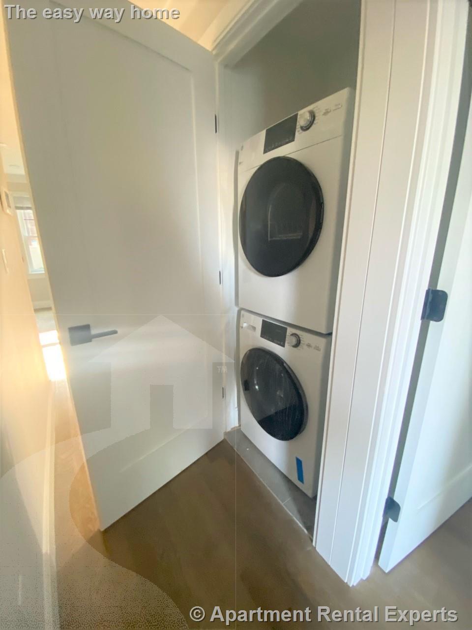 14 Lopez Ave, East Cambridge