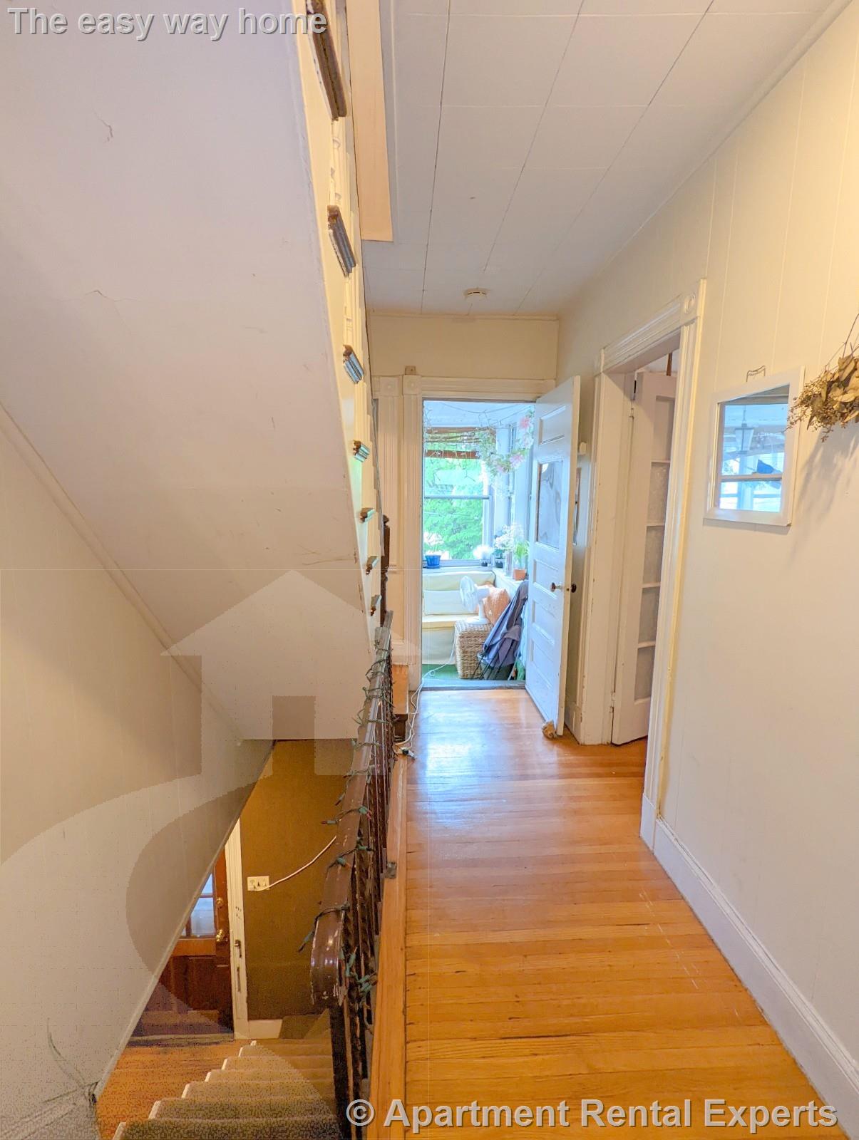 83 Yorktown St, Teele Square