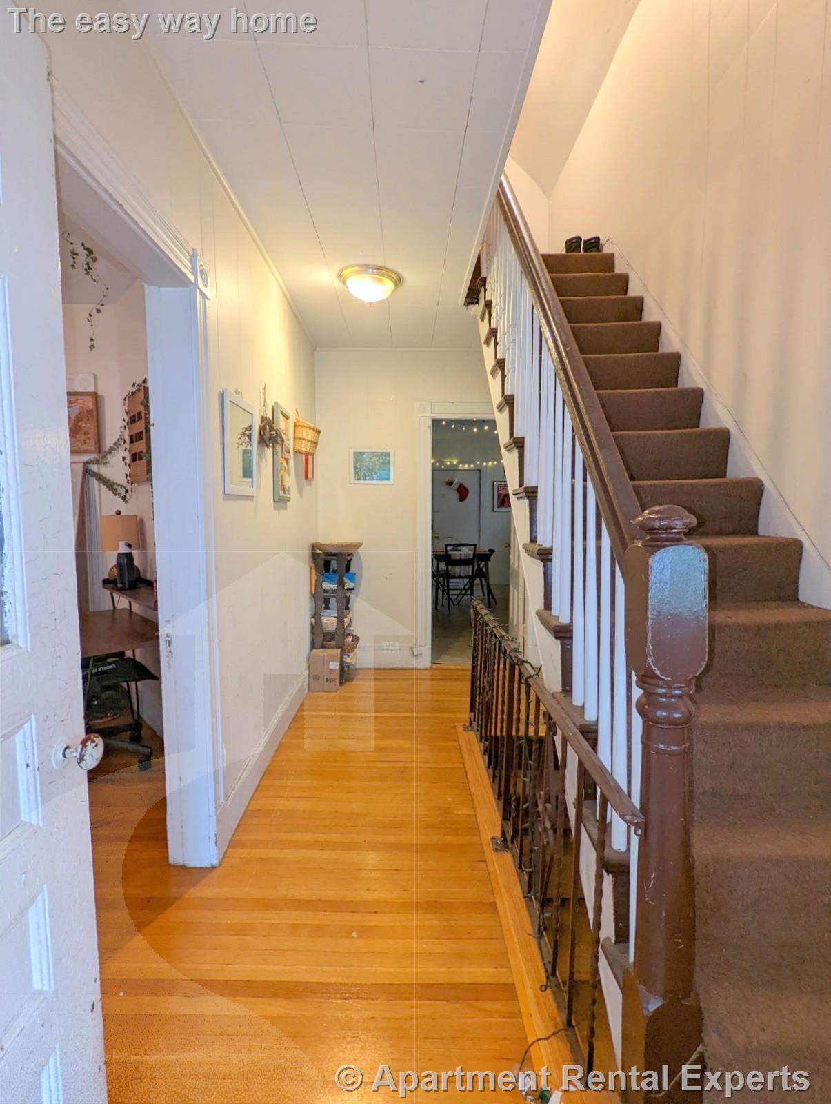 83 Yorktown St, Teele Square