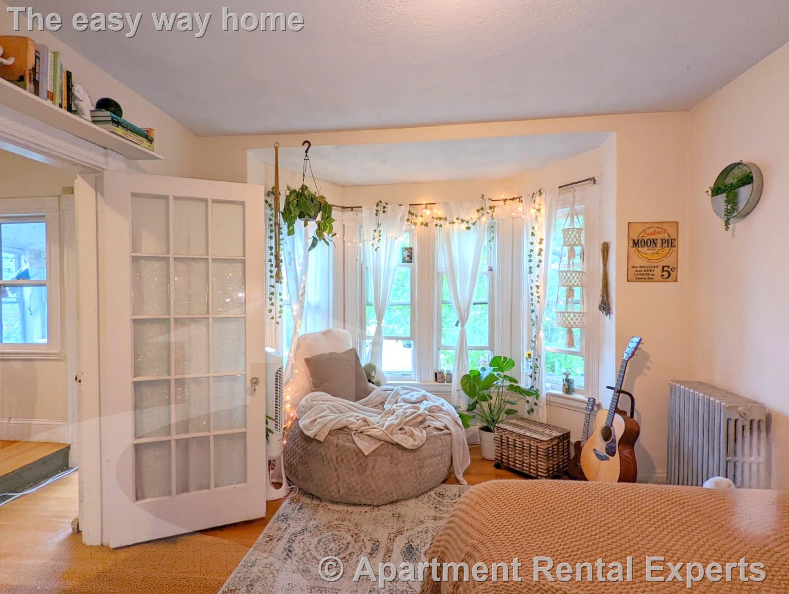 83 Yorktown St, Teele Square