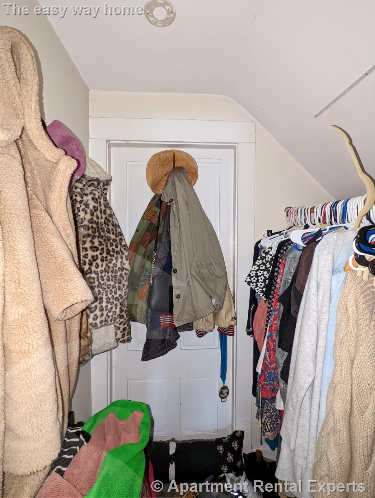 83 Yorktown St, Teele Square