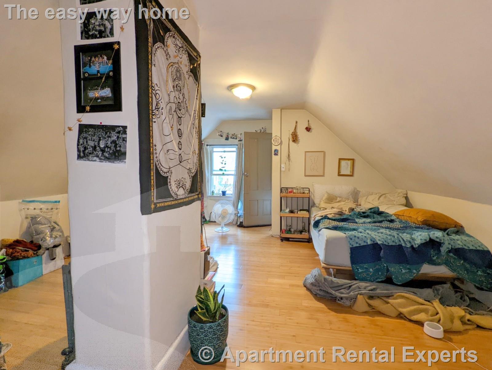 83 Yorktown St, Teele Square