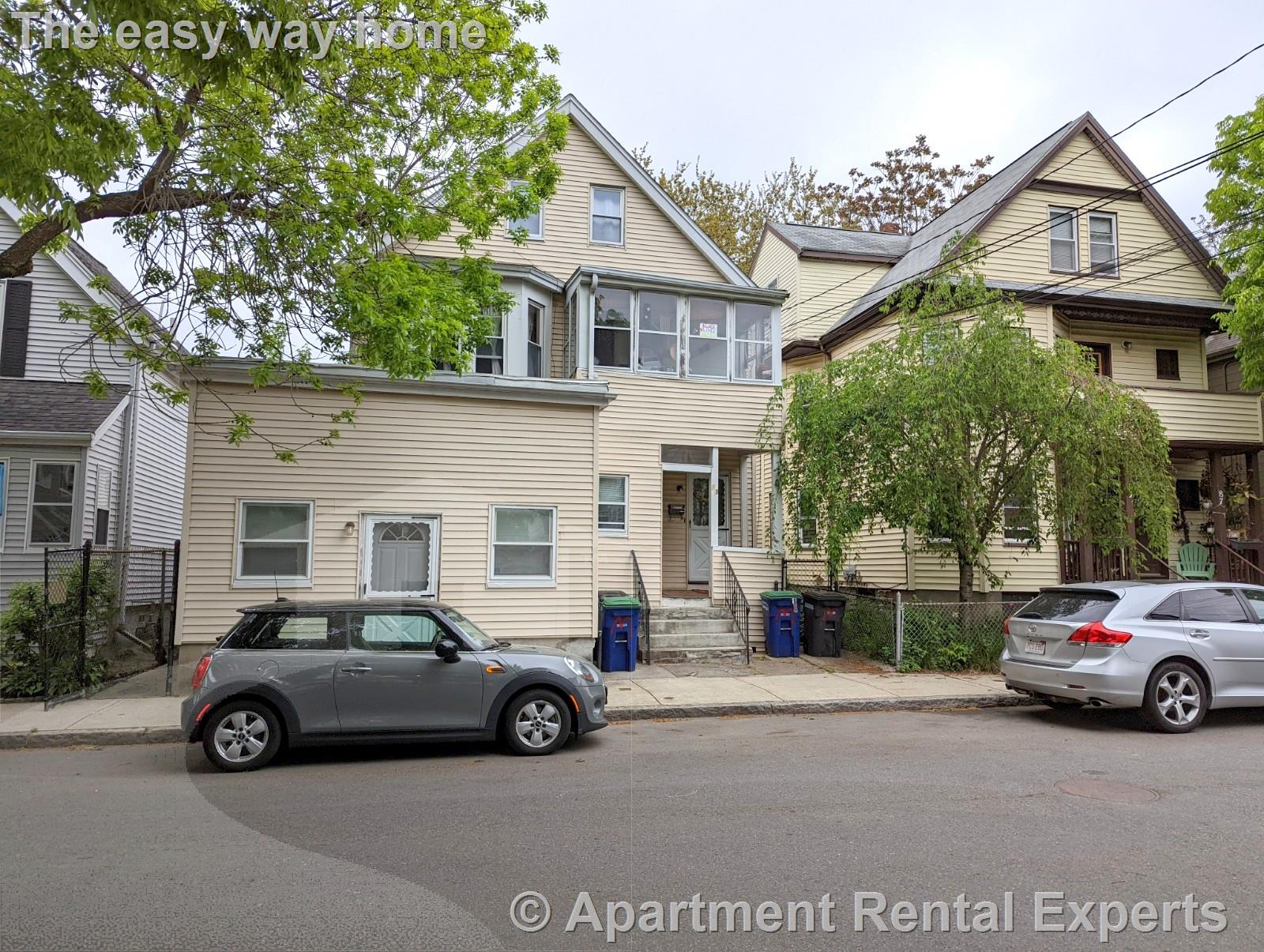 83 Yorktown St, Teele Square