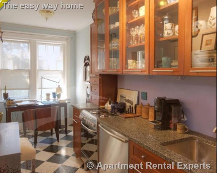 1697-1699 Cambridge St, Harvard Square