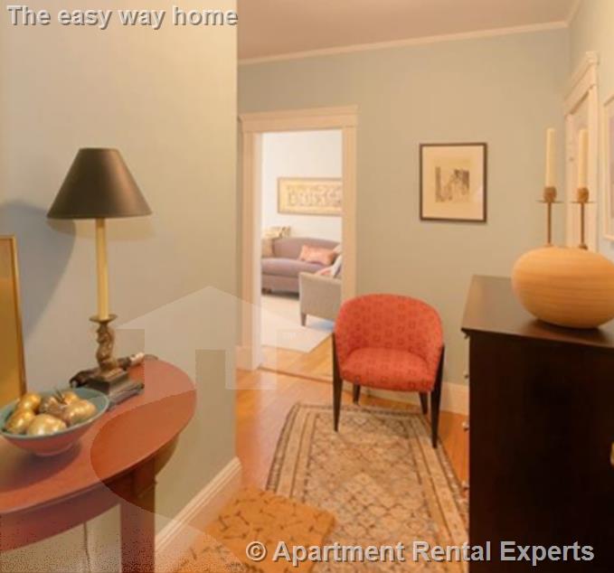 1697-1699 Cambridge St, Harvard Square