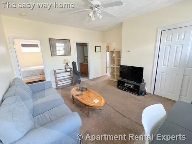 288 Salem St, Medford Square