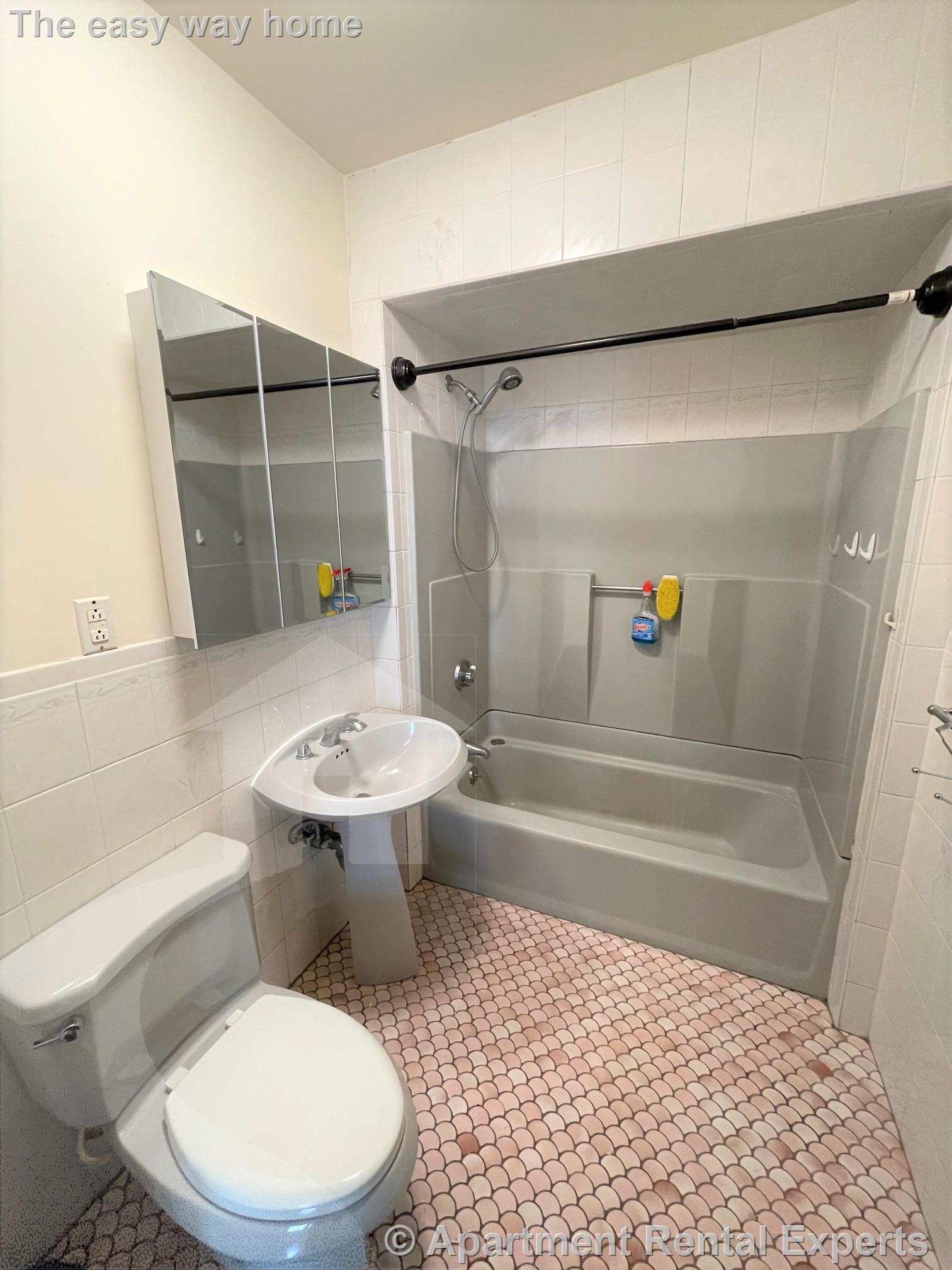 135 Princeton St, Tufts