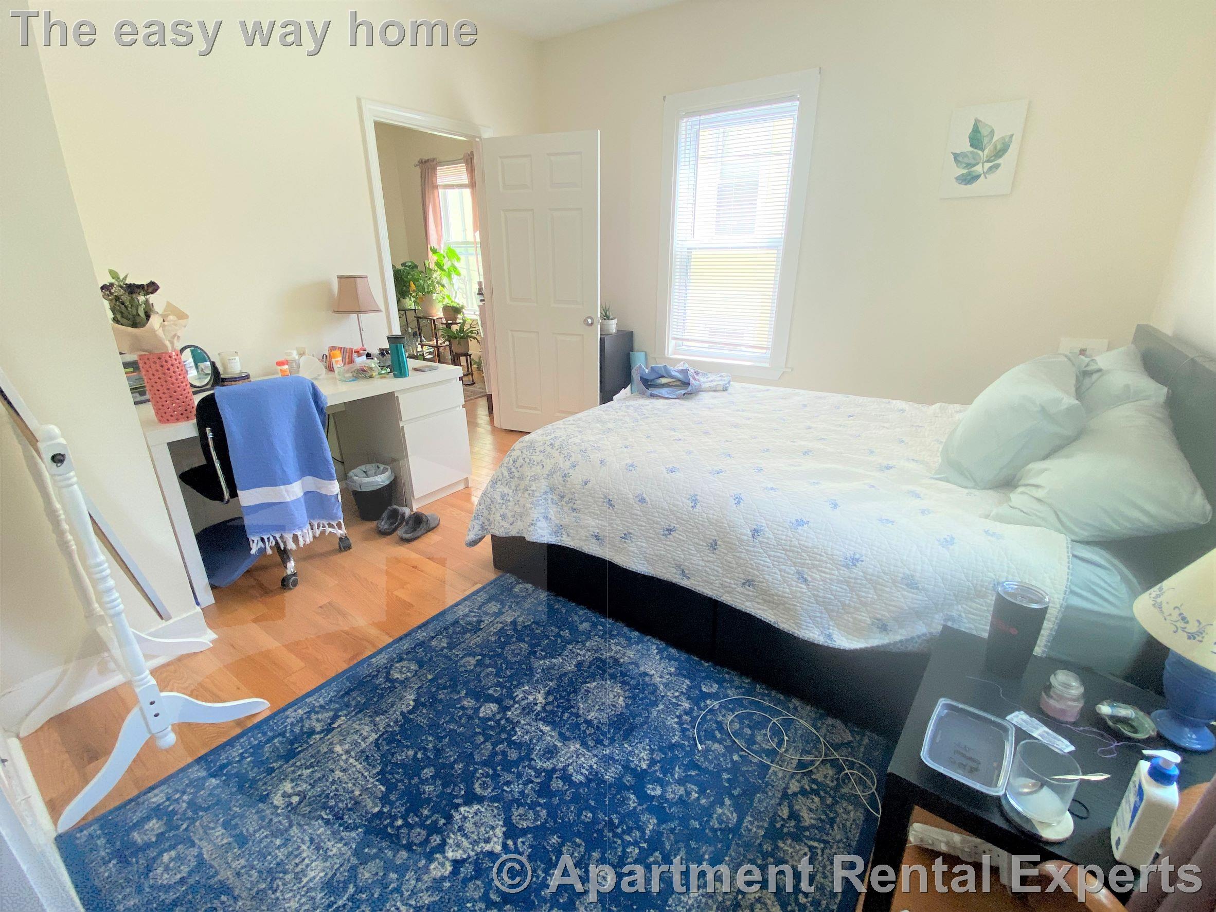 130 Cedar St, Davis Square