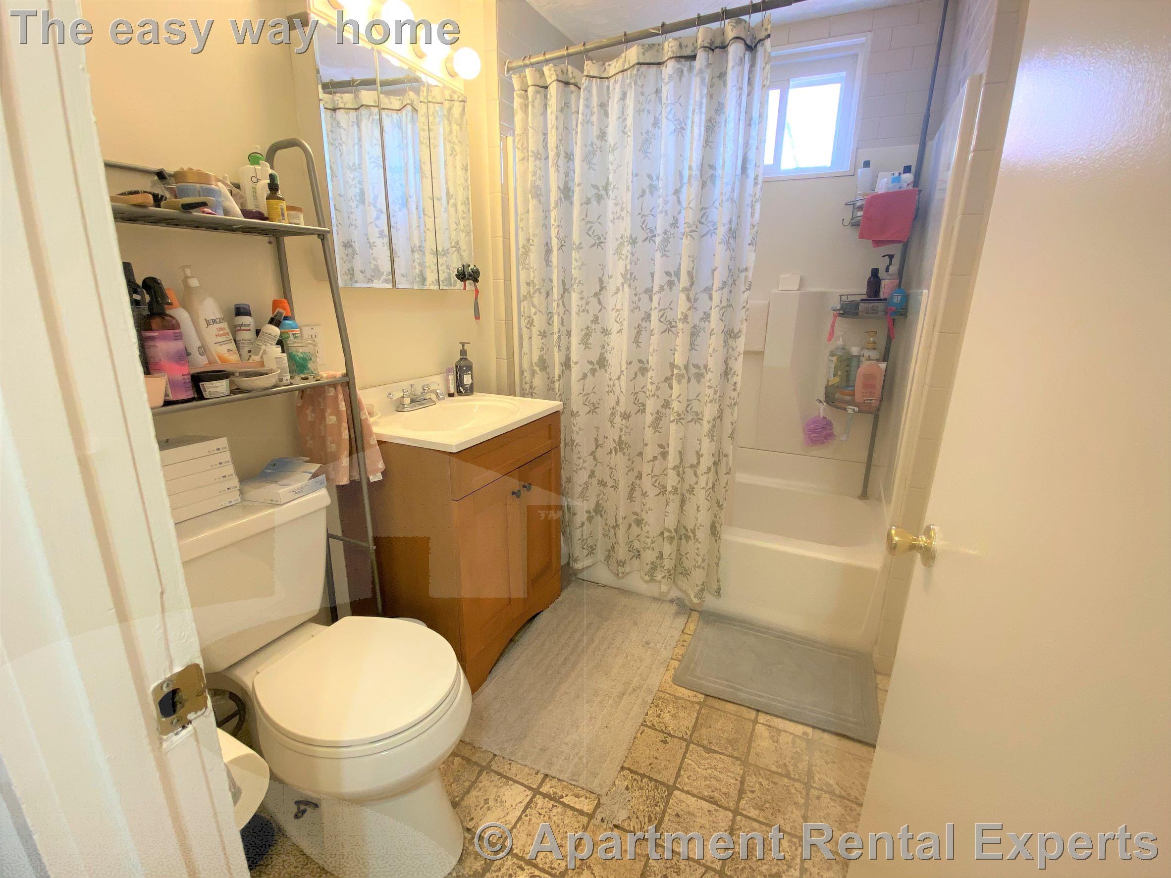 130 Cedar St, Davis Square