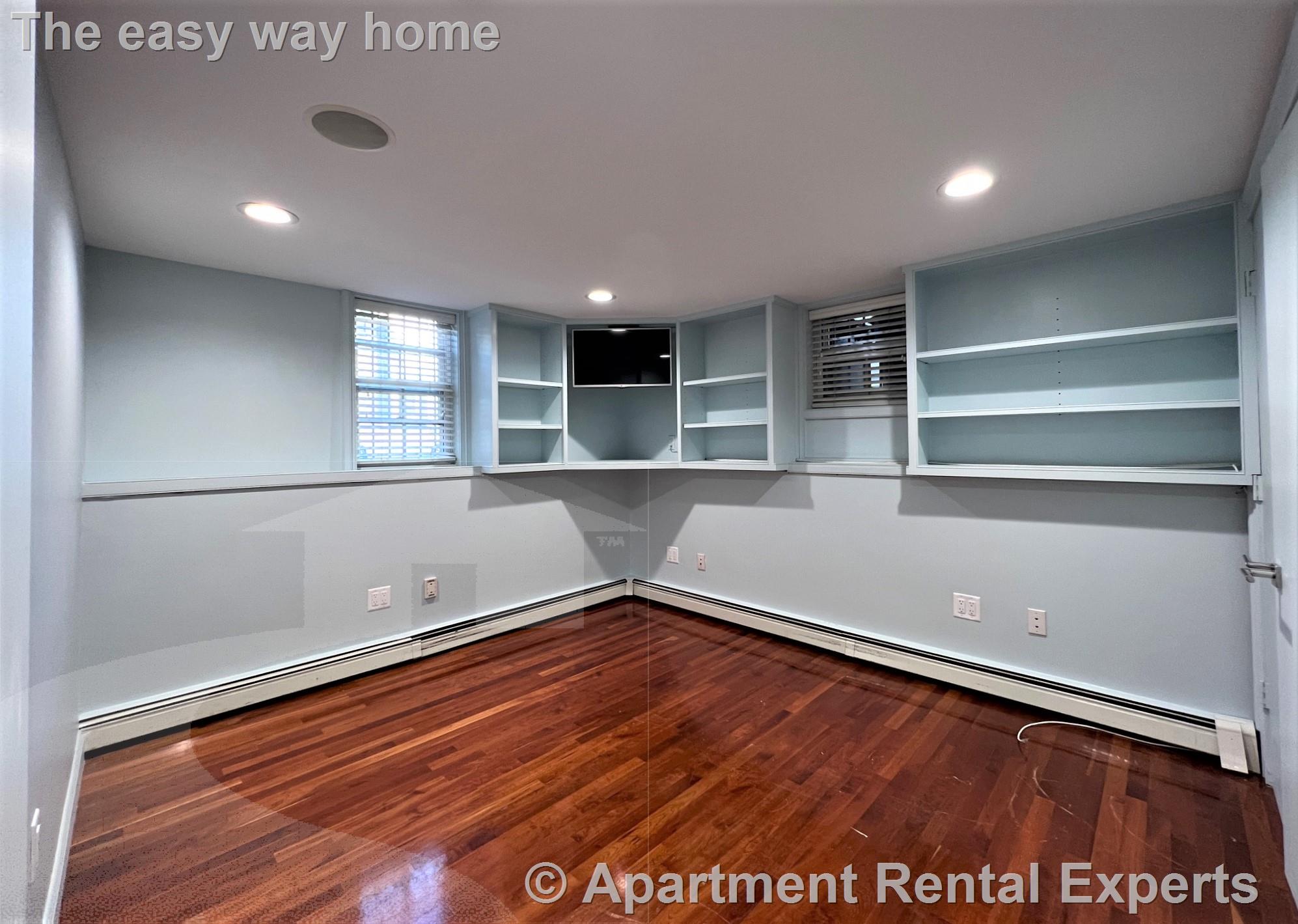 121 Columbia St, Central Square