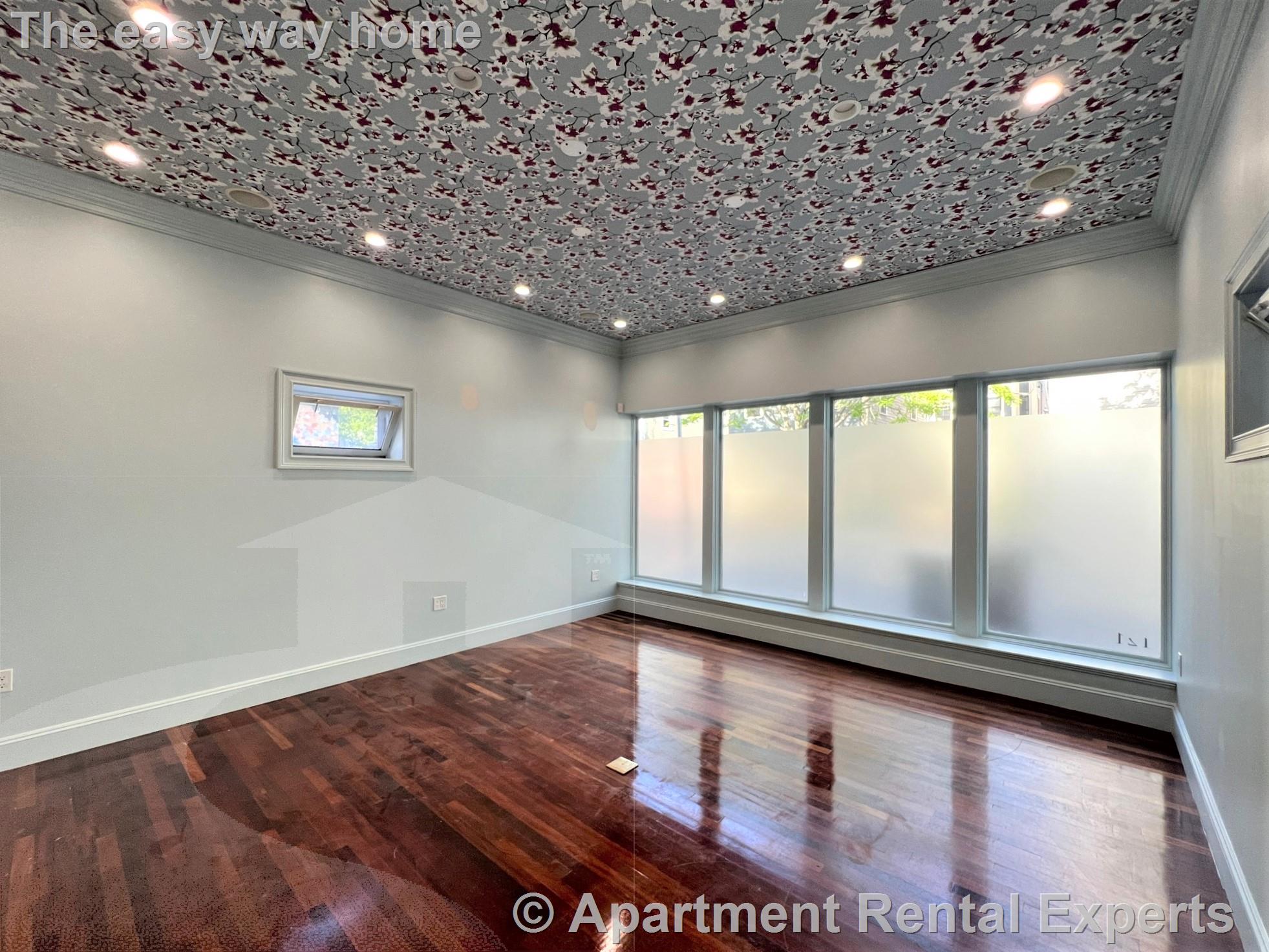 121 Columbia St, Central Square