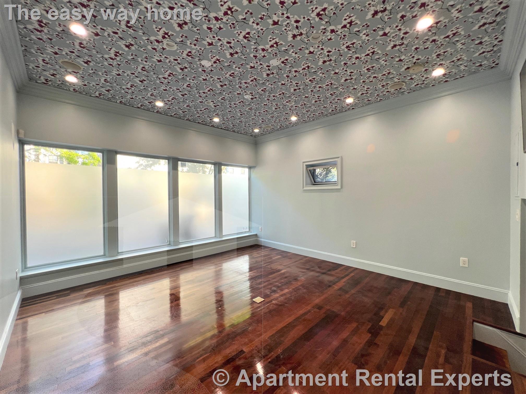 121 Columbia St, Central Square