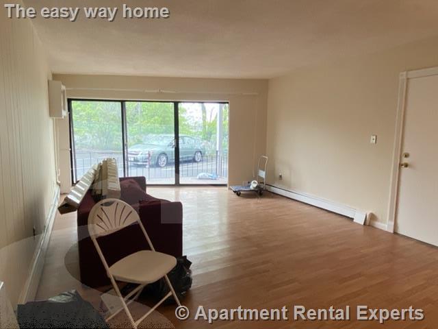 27 Alpine St, Malden Center