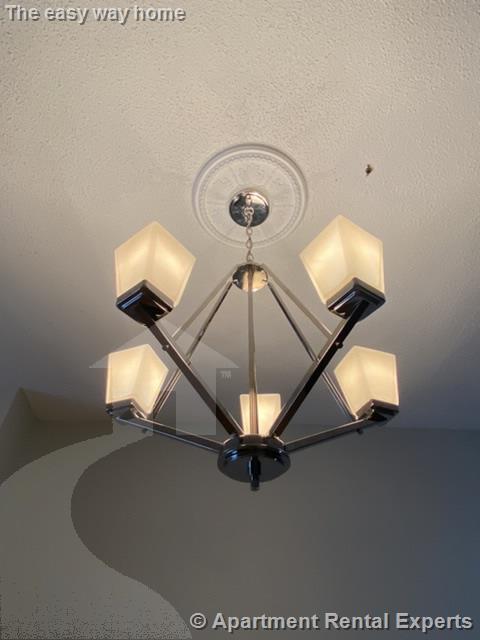 27 Alpine St, Malden Center