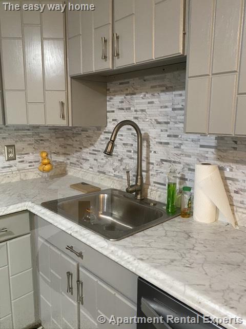 27 Alpine St, Malden Center