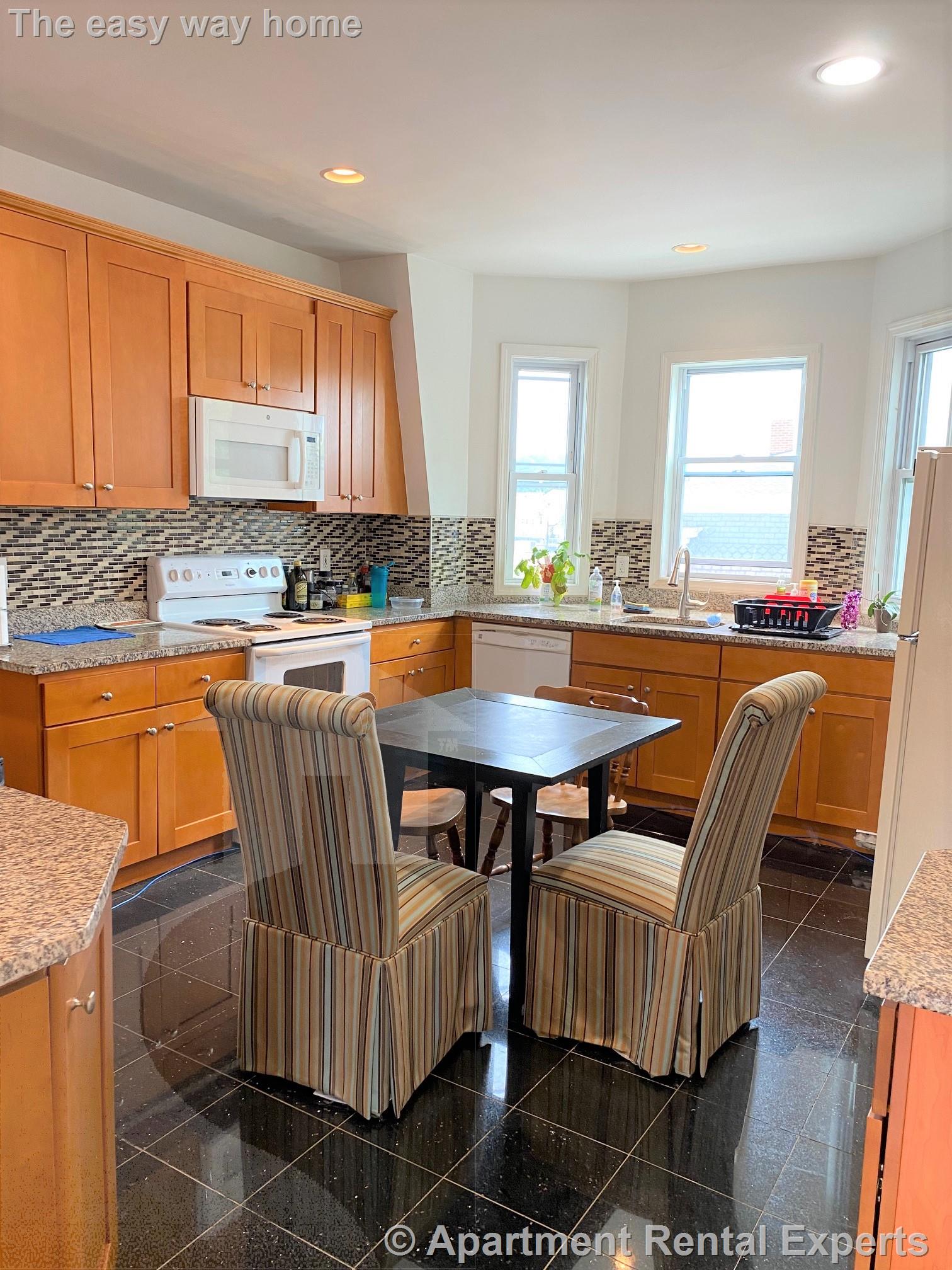 148 Broadway, East Somerville