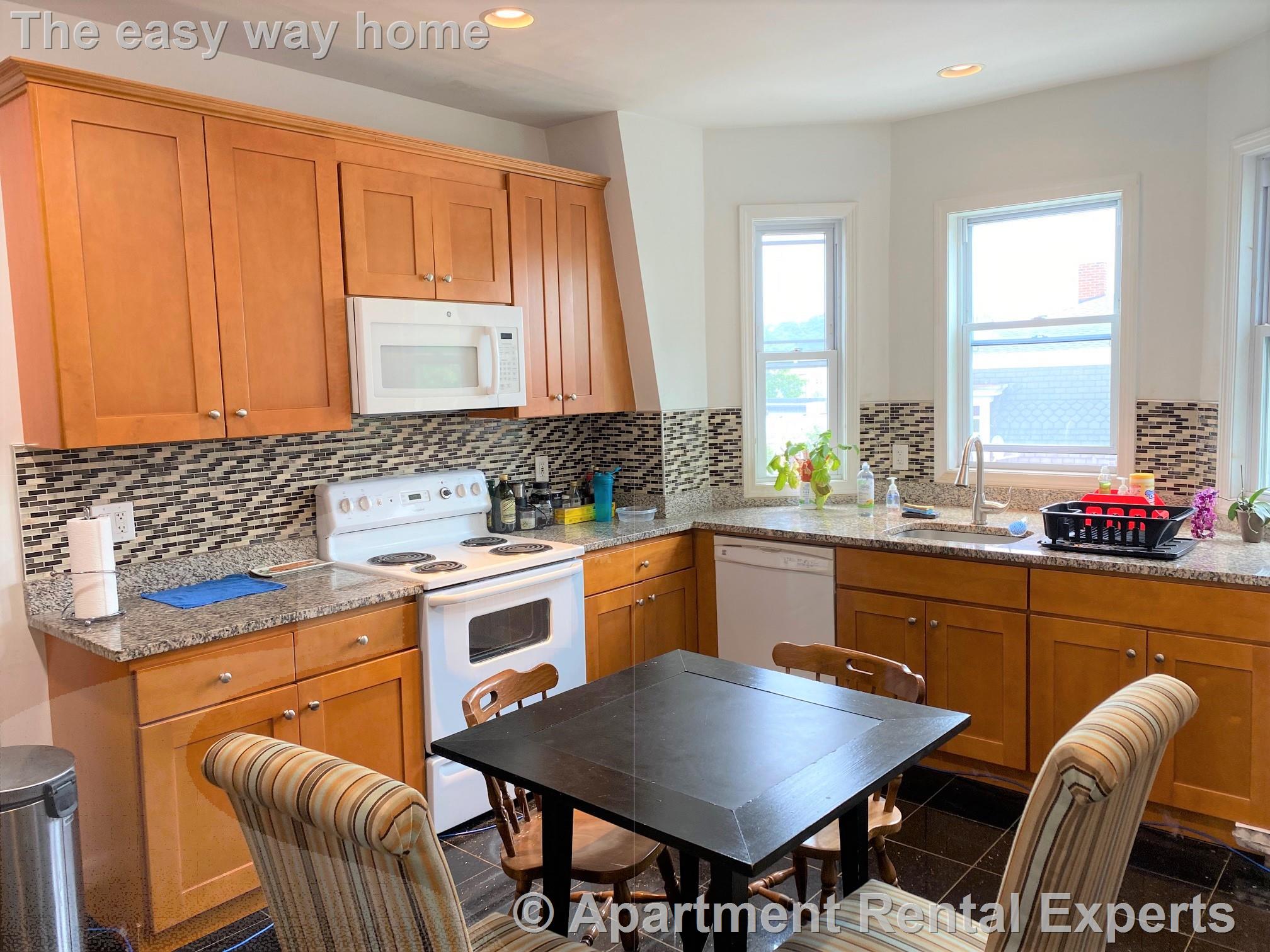 148 Broadway, East Somerville