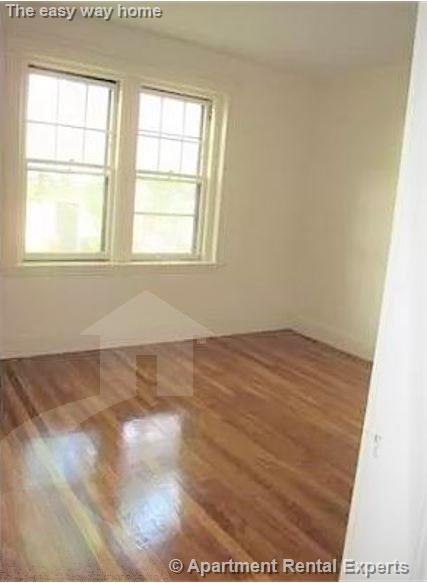 38 Linnaean St, Porter Square