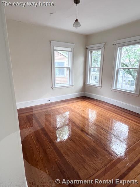 41 Simpson Ave, Davis Square