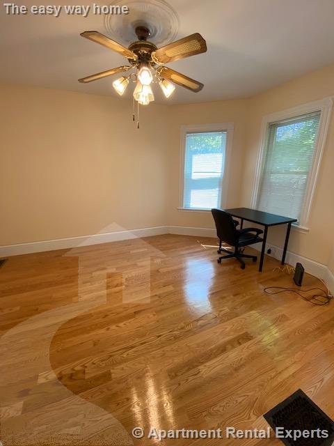 49 Porter Rd, Porter Square