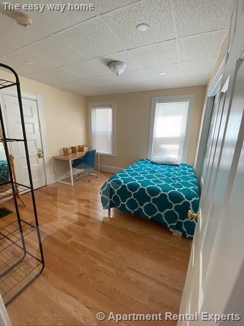 49 Porter Rd, Porter Square