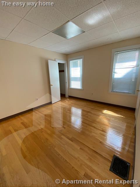 49 Porter Rd, Porter Square