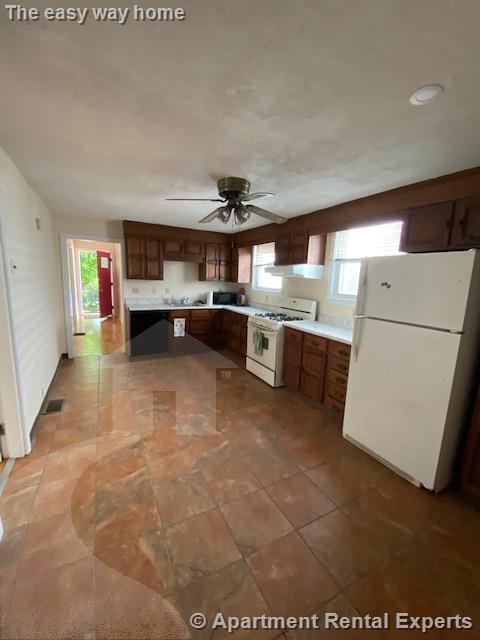 49 Porter Rd, Porter Square